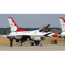 TAMIYA 田宫 军士模型 迅雷伯斯 89799 1/48 F-16C [ブロ...