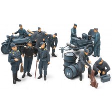 TAMIYA 田宫 军士模型 德国 飞机电源 机组人员 89768 ドイツ航空機...